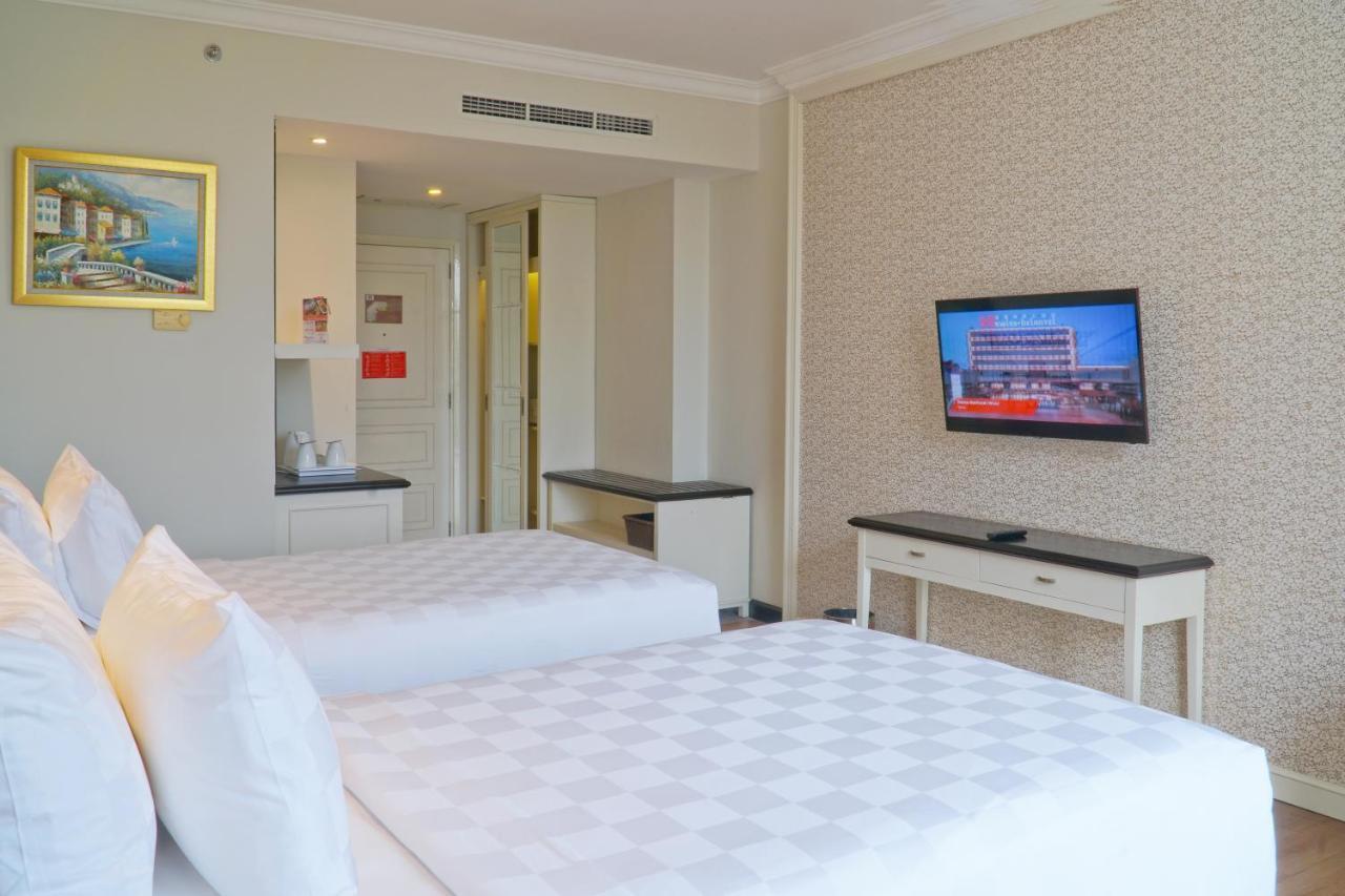 Swiss-Belhotel Lampung Bandar Lampung Buitenkant foto