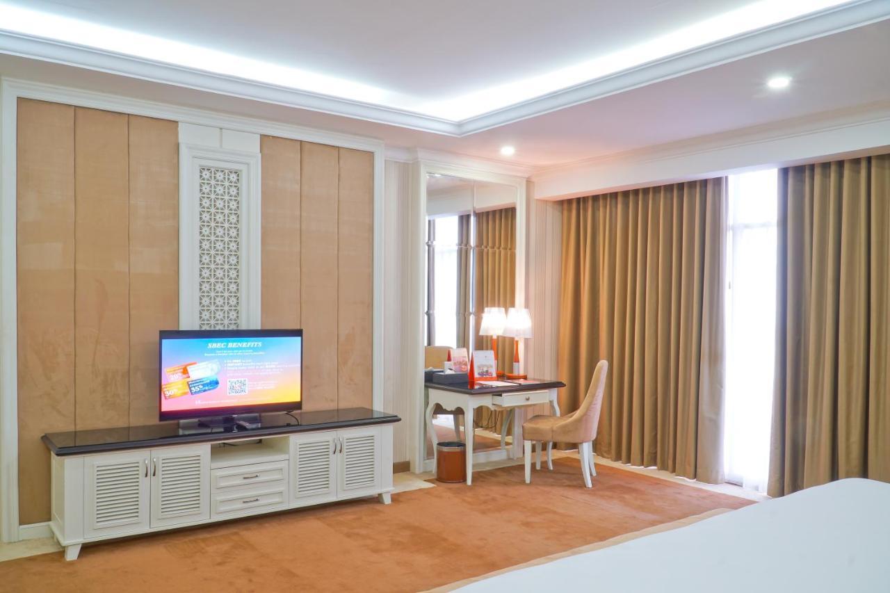 Swiss-Belhotel Lampung Bandar Lampung Buitenkant foto