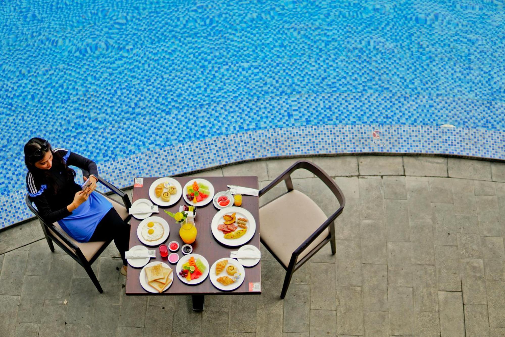Swiss-Belhotel Lampung Bandar Lampung Buitenkant foto