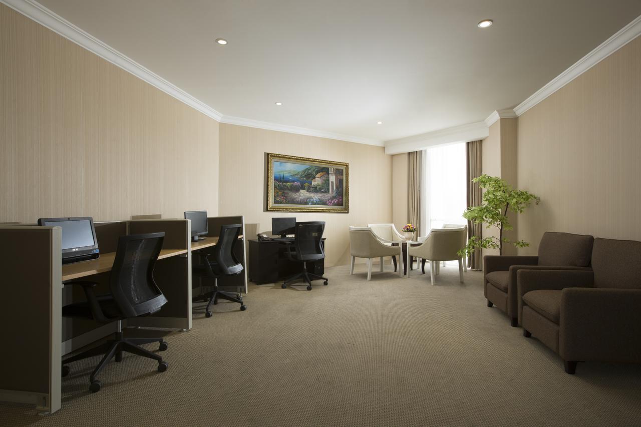 Swiss-Belhotel Lampung Bandar Lampung Buitenkant foto
